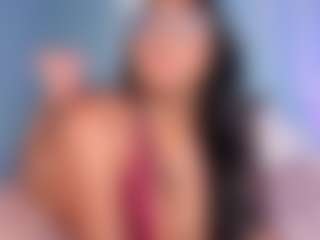 Isa's Live Sex Cam Show