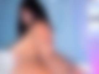 Live cam show with Isa - Squirt on xxxlivecams.org