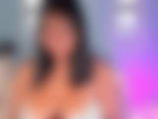 Isa's Live Sex Cam Show