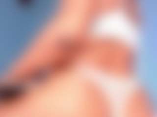 Isa's Live Sex Cam Show