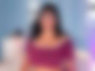 Live cam show with Isa - Public on Camsoda