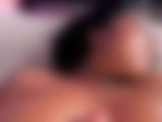 Isa's Live Sex Cam Show
