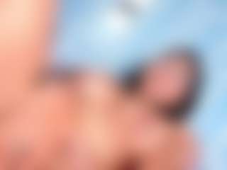 Isa's Live Sex Cam Show
