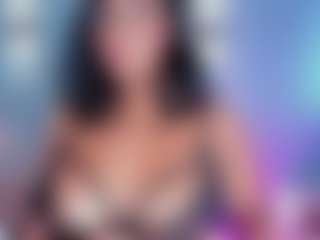 Live cam show with Isa - Ebony College on livesuperchat.net