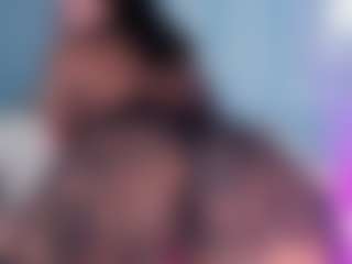 Live cam show with Isa - Shaved Pussy Curvy on Strip Flash - Live Sex Shows