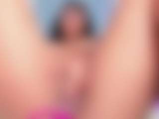 Isa's Live Sex Cam Show