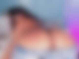 Isa's Live Sex Cam Show