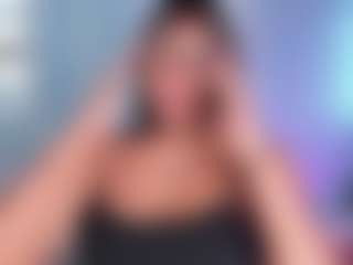 Isa's Live Sex Cam Show