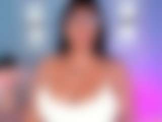Live cam show with Isa - Trimmed Granny on AdultVida.com