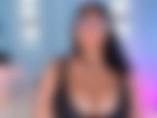 Live cam show with Isa - Public Black on CamwithHer