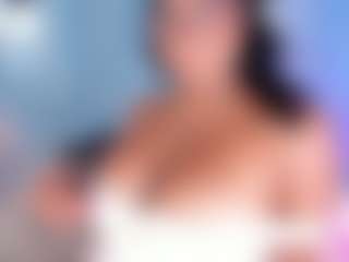 Live cam show with Isa - Granny BBW on Camsoda