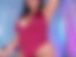 Live cam show with Isa - Granny Dildo on Camming Site