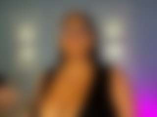 Live cam show with Isa - Ebony Teen (18+) on StripNow