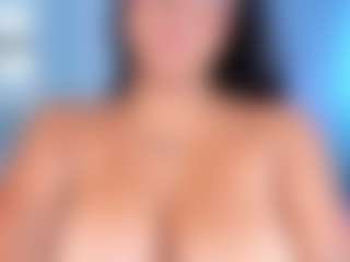 Isa's Live Sex Cam Show