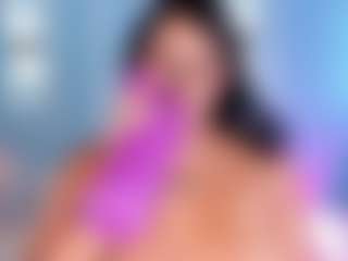 Live cam show with Isa - Granny Squirt on Mixed Magazine Live