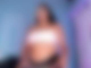 Isa's Live Sex Cam Show