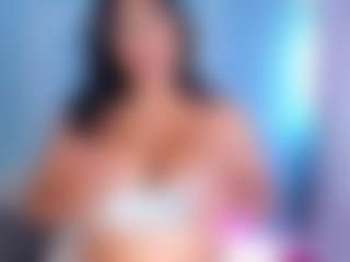 Isa's Live Sex Cam Show