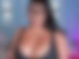 Isa's Live Sex Cam Show