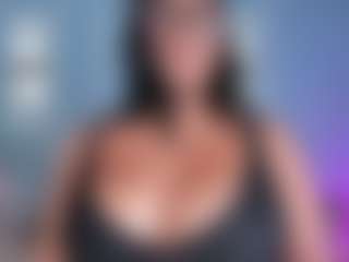 Isa's Live Sex Cam Show