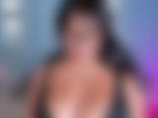 Isa's Live Sex Cam Show