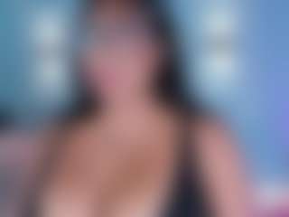 Live cam show with Isa - Ebony Teen (18+) on Camsoda