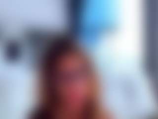 Live cam show with Caroline - Fingering Young Adult on Chatstar