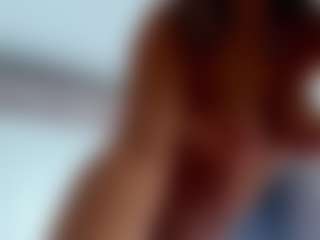 Live cam show with Caroline - Fingers on MyBangCams