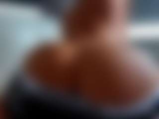 Caroline's Live Sex Cam Show