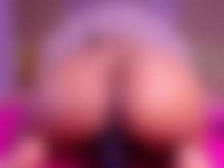 natasha-l's Live Sex Cam Show