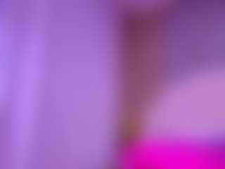 Live cam show with natasha-l - Petite on PervPlay.com