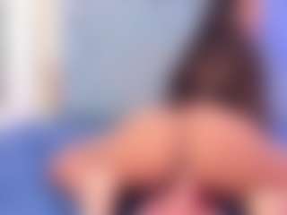 Live cam show with Pocahontas-Pow - Petite on Streamer API
