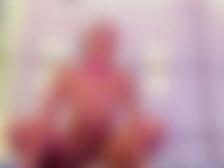 Live cam show with Pocahontas-Pow - Ebony Petite on Streamer API
