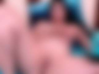 Live cam show with tabuenoyfresco - Toys on Stripli.com