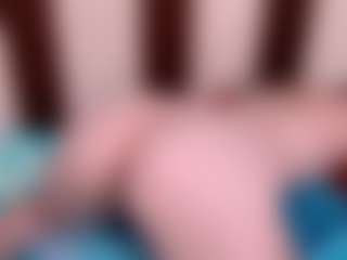 Live cam show with tabuenoyfresco - Blonde Hair Teen (18+) on Fling VIP Chat