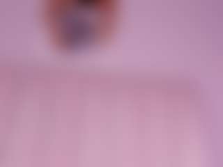 Live cam show with CharlotteDupontt - Petite on Camsoda