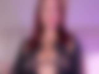 Live cam show with CharlotteDupontt - Brown Hair Petite on AdultVida.com