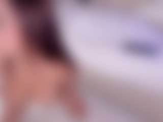Live cam show with CharlotteDupontt - Shaved Pussy Mature on Gym Cam Girls