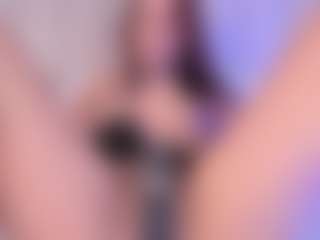 Live cam show with CharlotteDupontt - Gamer Mature on pussylord.com