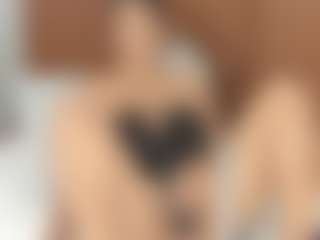 Show de cam en vivo con CharlotteDupontt - BBW en Camsoda