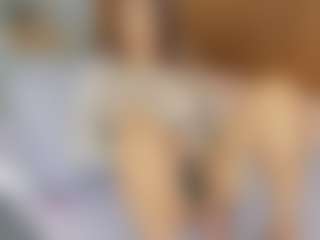 Live cam show with CharlotteDupontt - Wet on Cam Slut