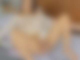 Live cam show with CharlotteDupontt - Spank BBW on Camming Site