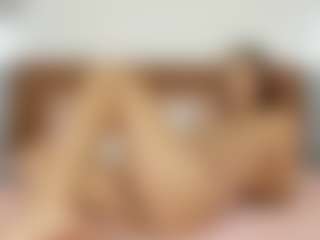 Live cam show with CharlotteDupontt - Brown Eyes on camgirlchat.live