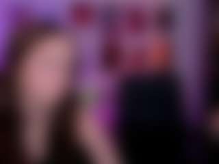Live cam show with flora-ri - Shaved Pussy on Camsoda