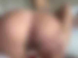 Gracie Smith 27's Live Sex Cam Show