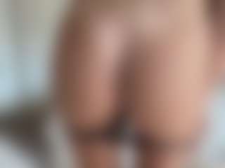 Gracie Smith 27's Live Sex Cam Show