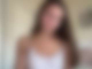 Live cam show with Gracie Smith 27 - Shaved Pussy Brown Hair on sexytreat.net