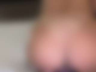 Gracie Smith 27's Live Sex Cam Show