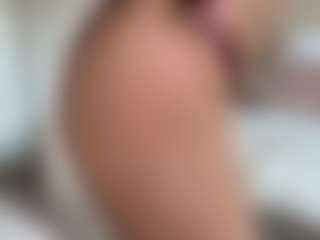 Gracie Smith 27's Live Sex Cam Show