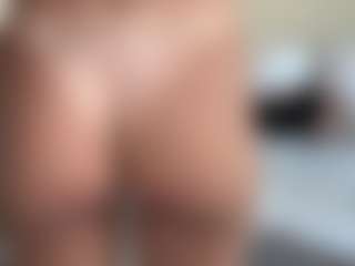 graciesmith27's Live Sex Cam Show