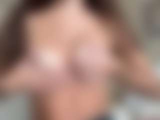 graciesmith27's Live Sex Cam Show